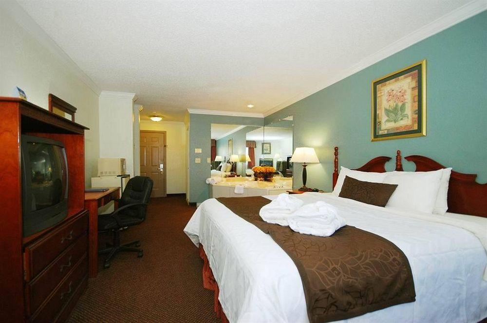 Baymont By Wyndham Helen Motel Ruang foto