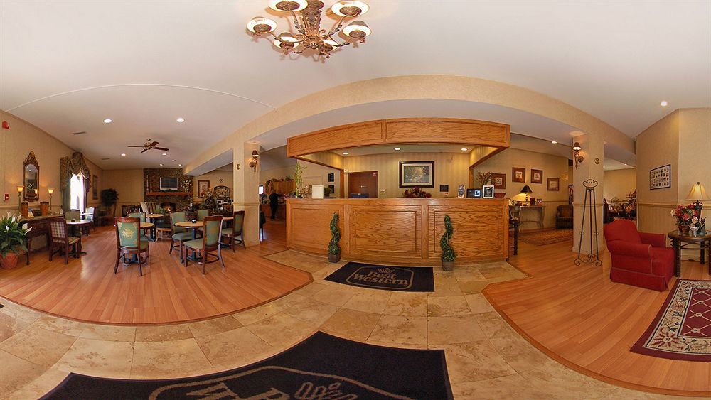 Baymont By Wyndham Helen Motel Bagian luar foto