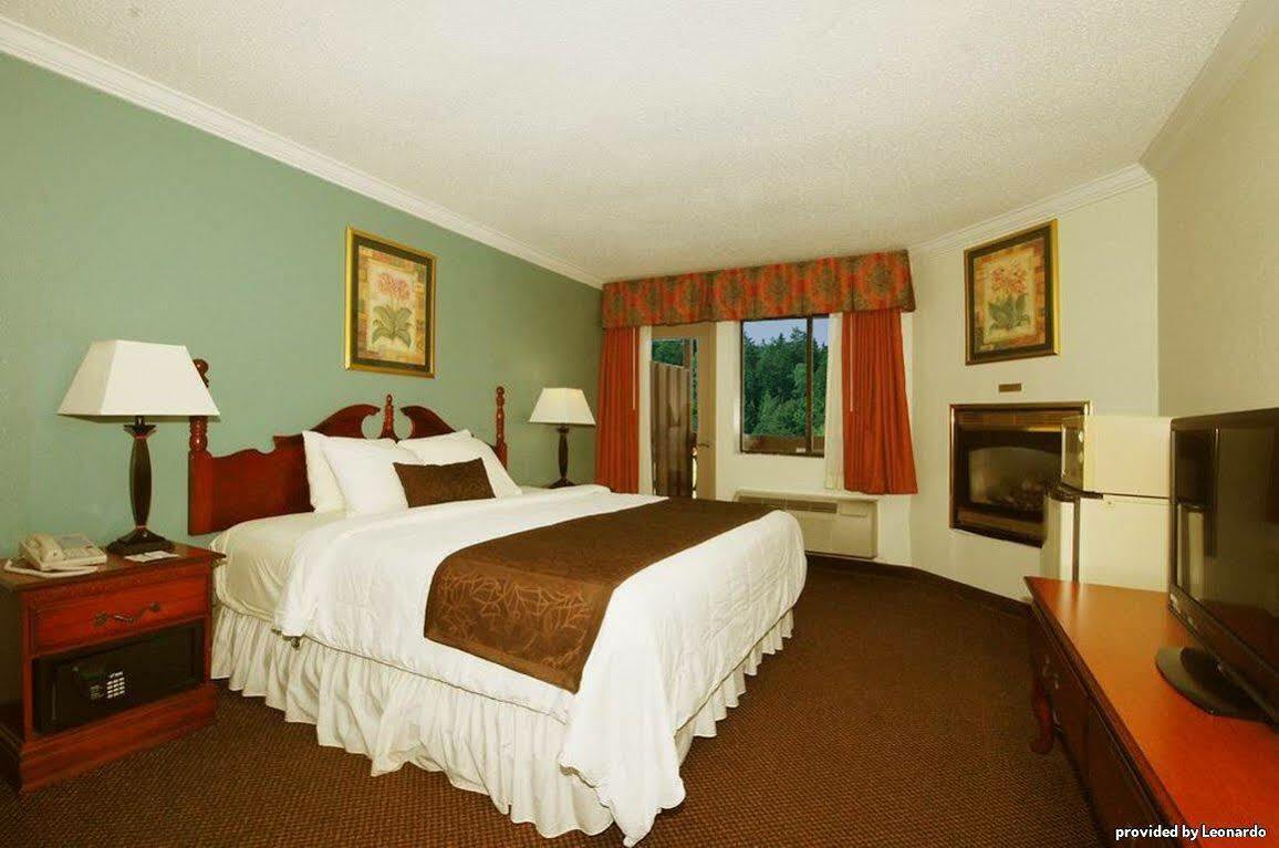 Baymont By Wyndham Helen Motel Ruang foto