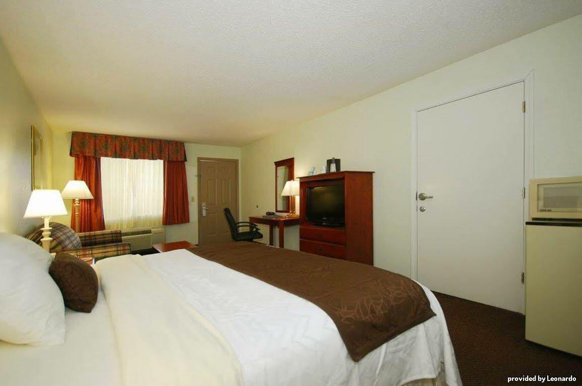 Baymont By Wyndham Helen Motel Ruang foto